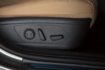  Powered Driver Seat